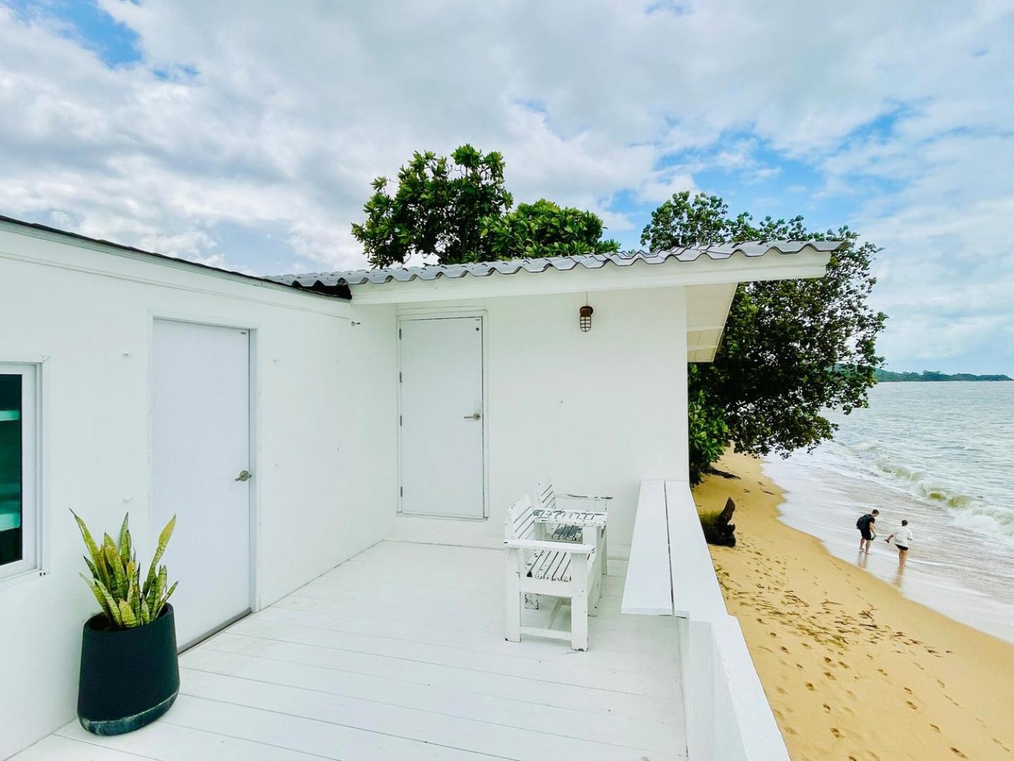 Apartment Peaceful Hideaway With Stunning View Access *